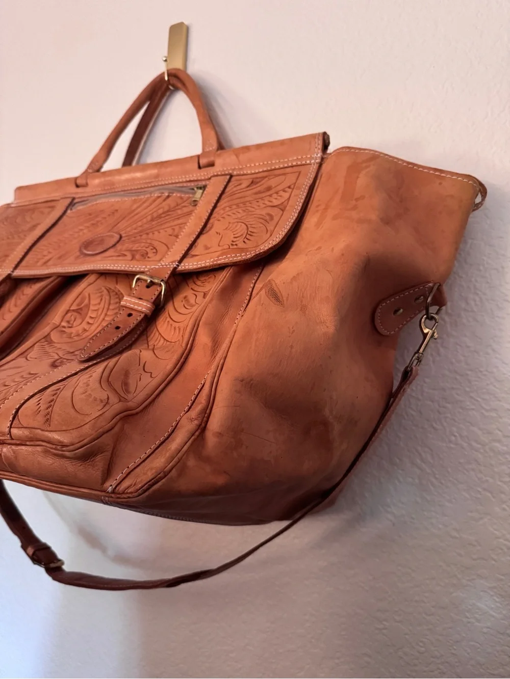 VTG Sergios Collection Genuine Leather Western Tooled Travel Bag Weekend Duffel